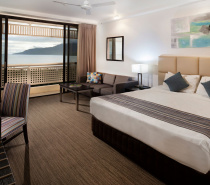 Rydges Esplanade Resort Cairns - Ocean View