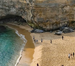 walking tours great ocean road