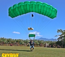 Tandem Cairns 14000 ft pure adrenalin guaranteed. 