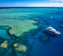 Great Barrier Reef Tour from Cairns