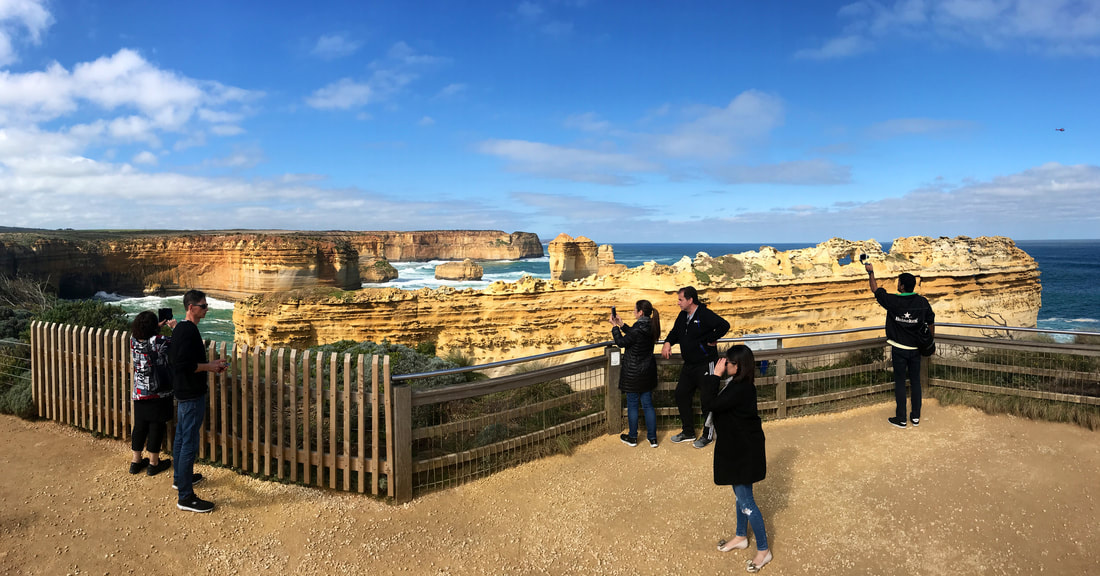 12 Apostles lookout  great ocean road