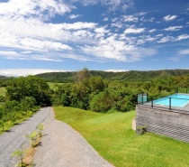 The Cassowary ~ Approaching Luxury Gone Green...