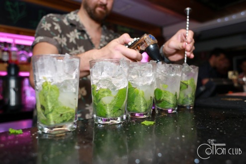 Cocktail Bar