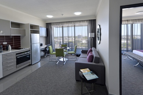 Hotel & Rooms