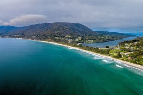 Wineglass Bay & Freycinet Day Tours from Hobart