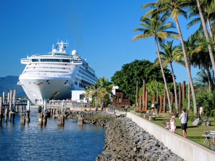 Cairns Cruise Liner