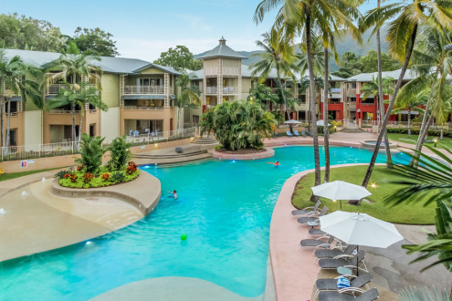 Amphora Palm Cove Pool View Apartments