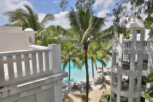 Apartments at The Beach Club Palm Cove