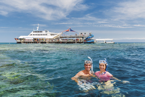 Snorkelling on the Great Barrier Reef with Sunlover Cruises