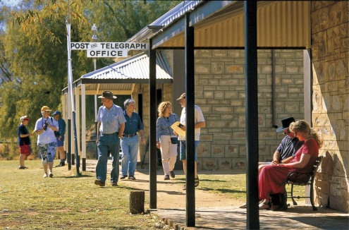 Alice Springs to Ayers Rock Transfer