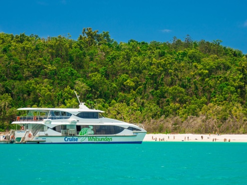 Daydream Island Escape Tours With 2 Course Lunch