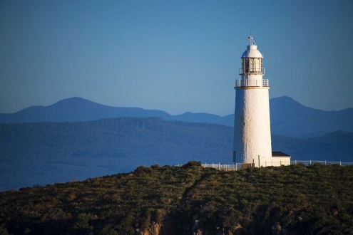 Fossick Overnight Bruny Island Experiences