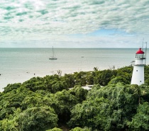Relax on the white sandy beach of the island, snorkel over the magnificent coral gardens in the blue lagoon on a guided snorkel tour with a marine biologist and swim with turtles in their natural habitat. 