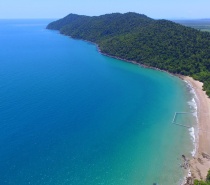 All our skydives offer amazing coastal views including the Great Barrier Reef.